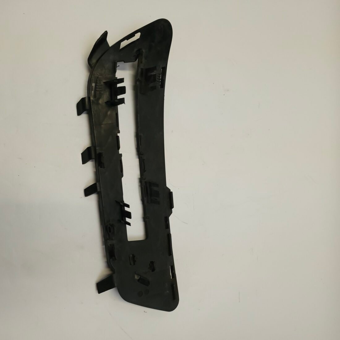 Mercedes E-Class W212 Front Bumper right grill