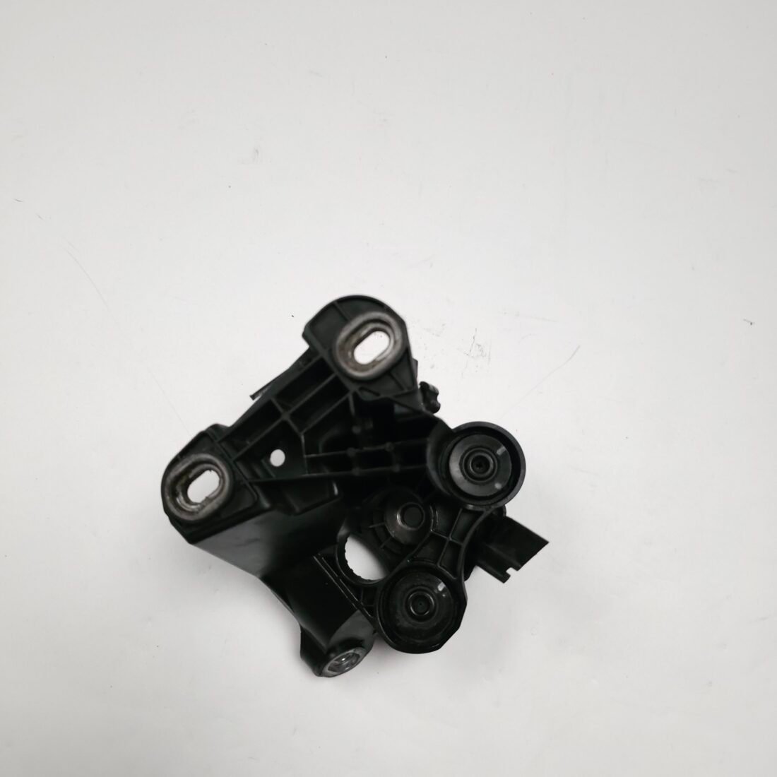 Mercedes E-Class W212 ABS Pump Holder - Image 2