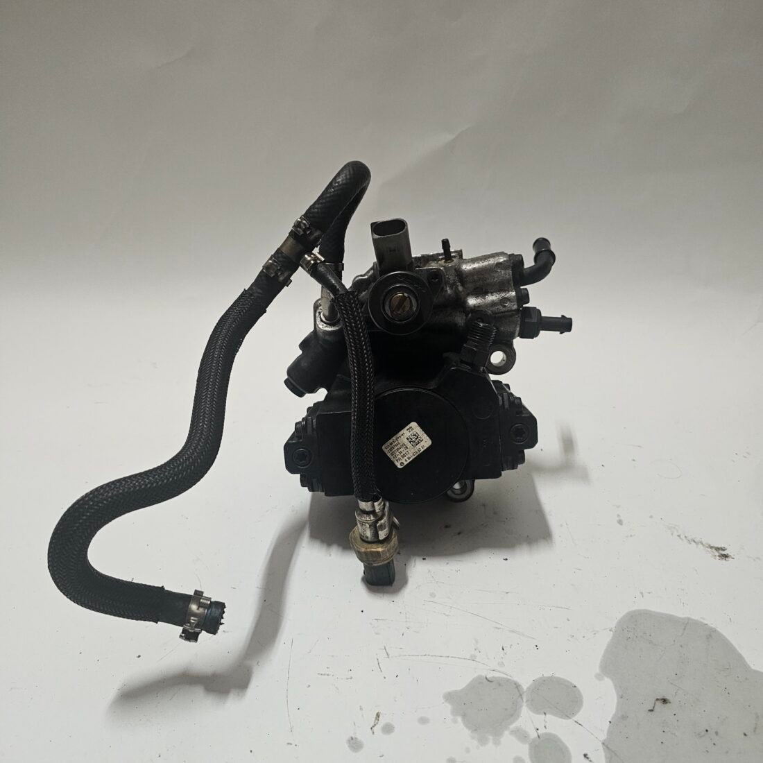 Mercedes OM651 High Pressure Fuel Pump - Image 2