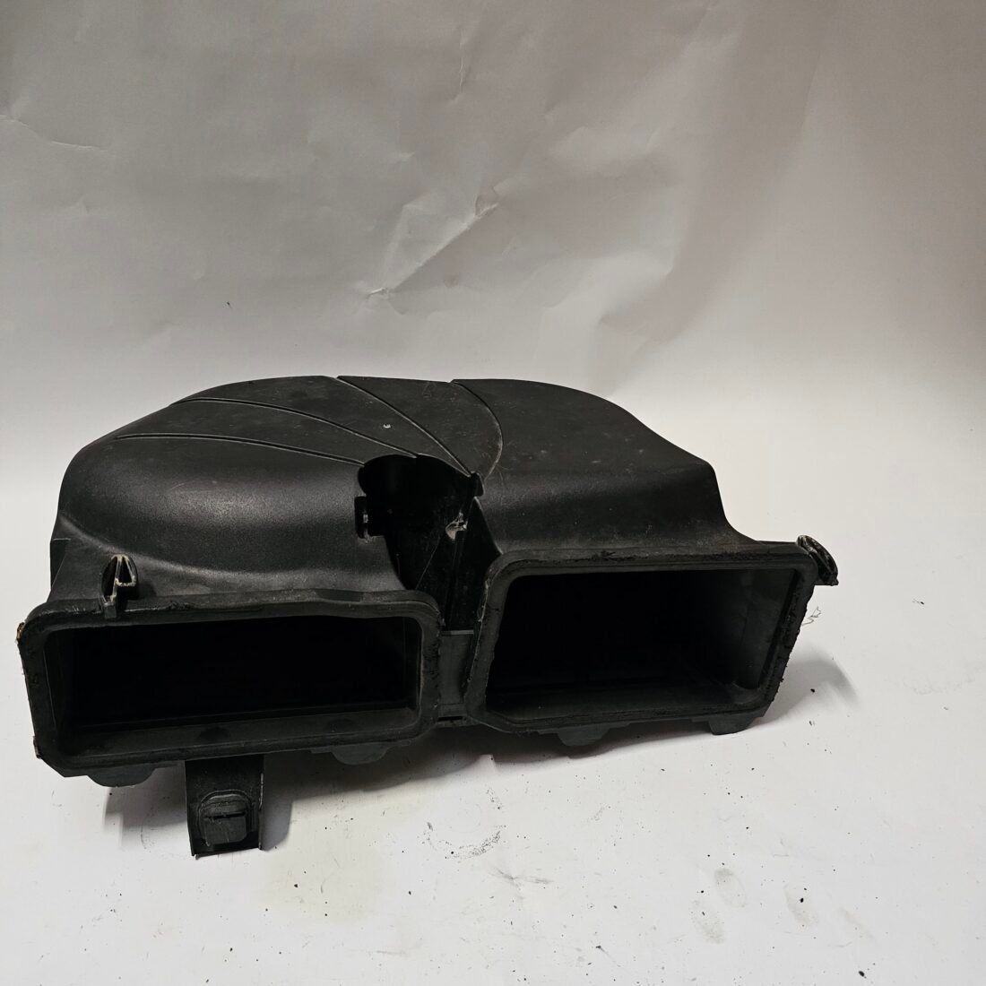 Mercedes W204,W207 A/C Air intake - Image 3
