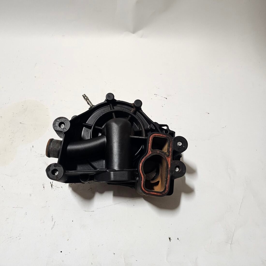 Mercedes OM651 Water Pump - Image 2