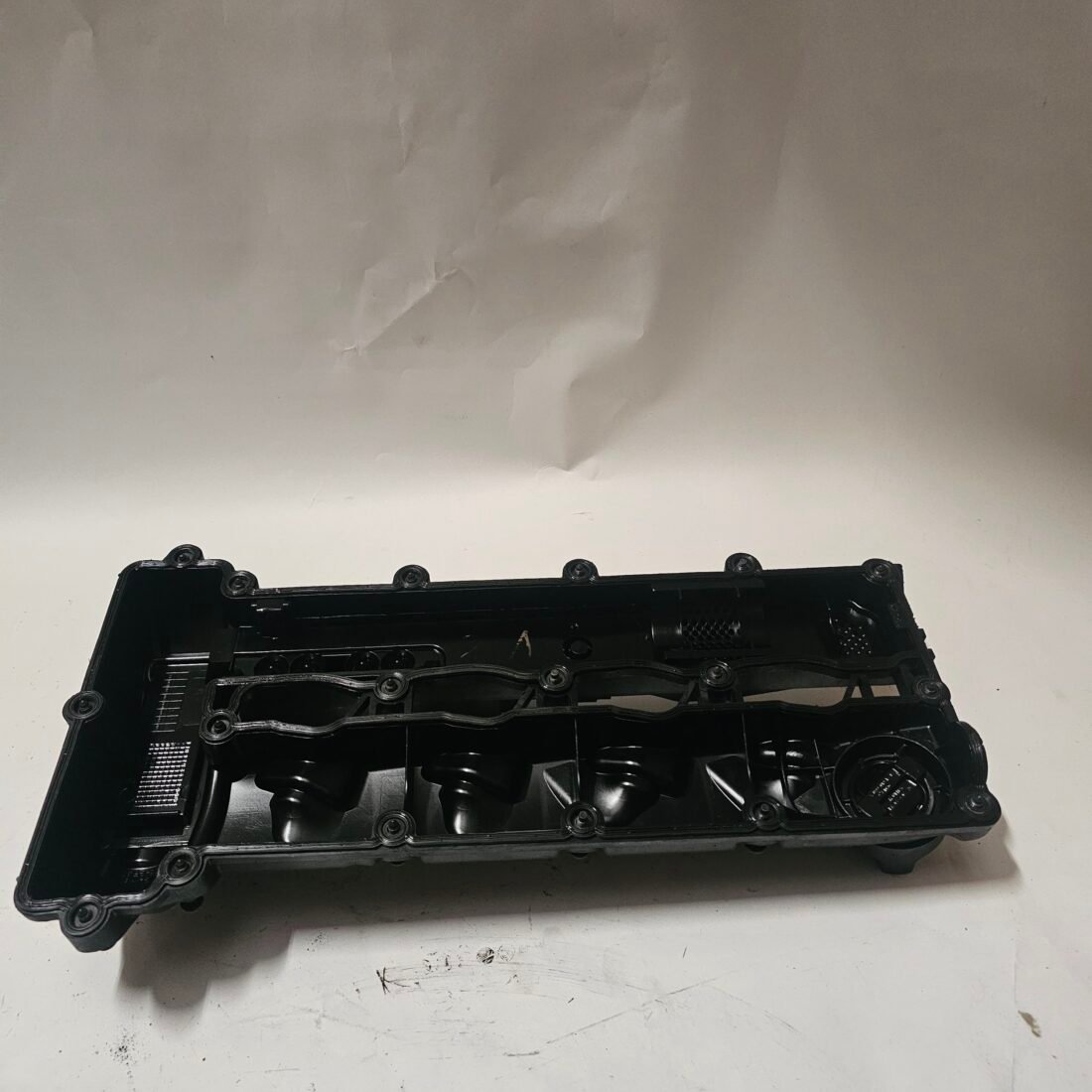 Mercedes OM651 Rocker Cover - Image 5